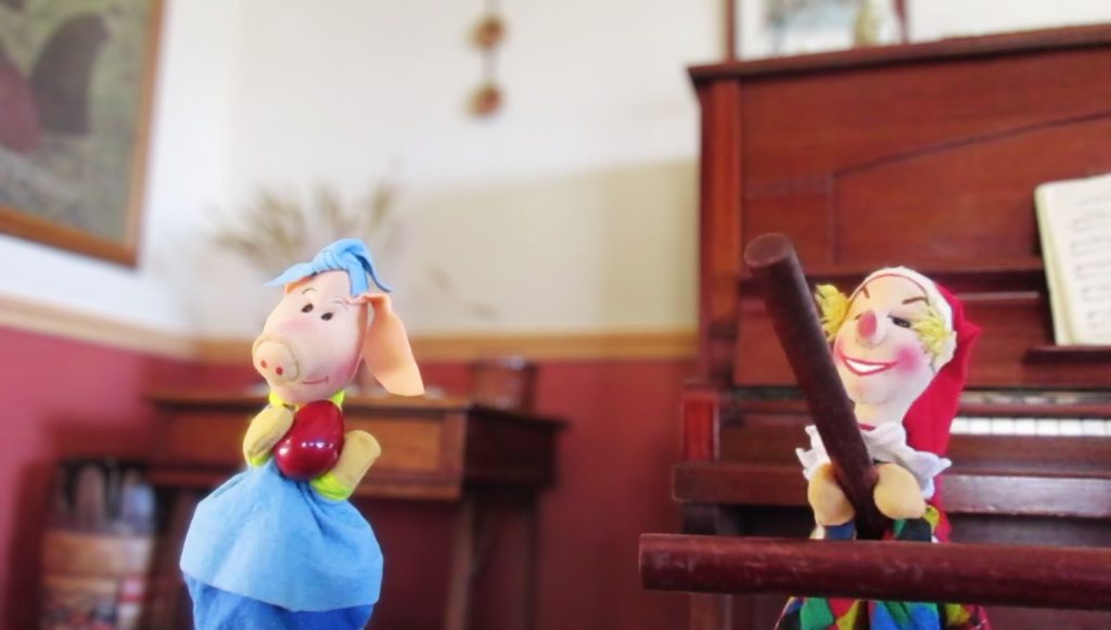 Miss P and Kasper playing different note values